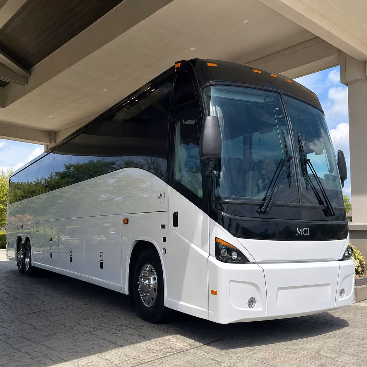 hit mco with your whole group without the orlando traffic headache