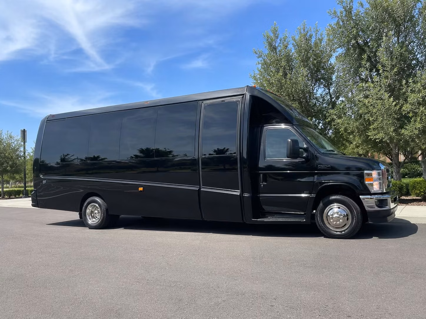 minibus rentals for smaller palm bay classroom groups