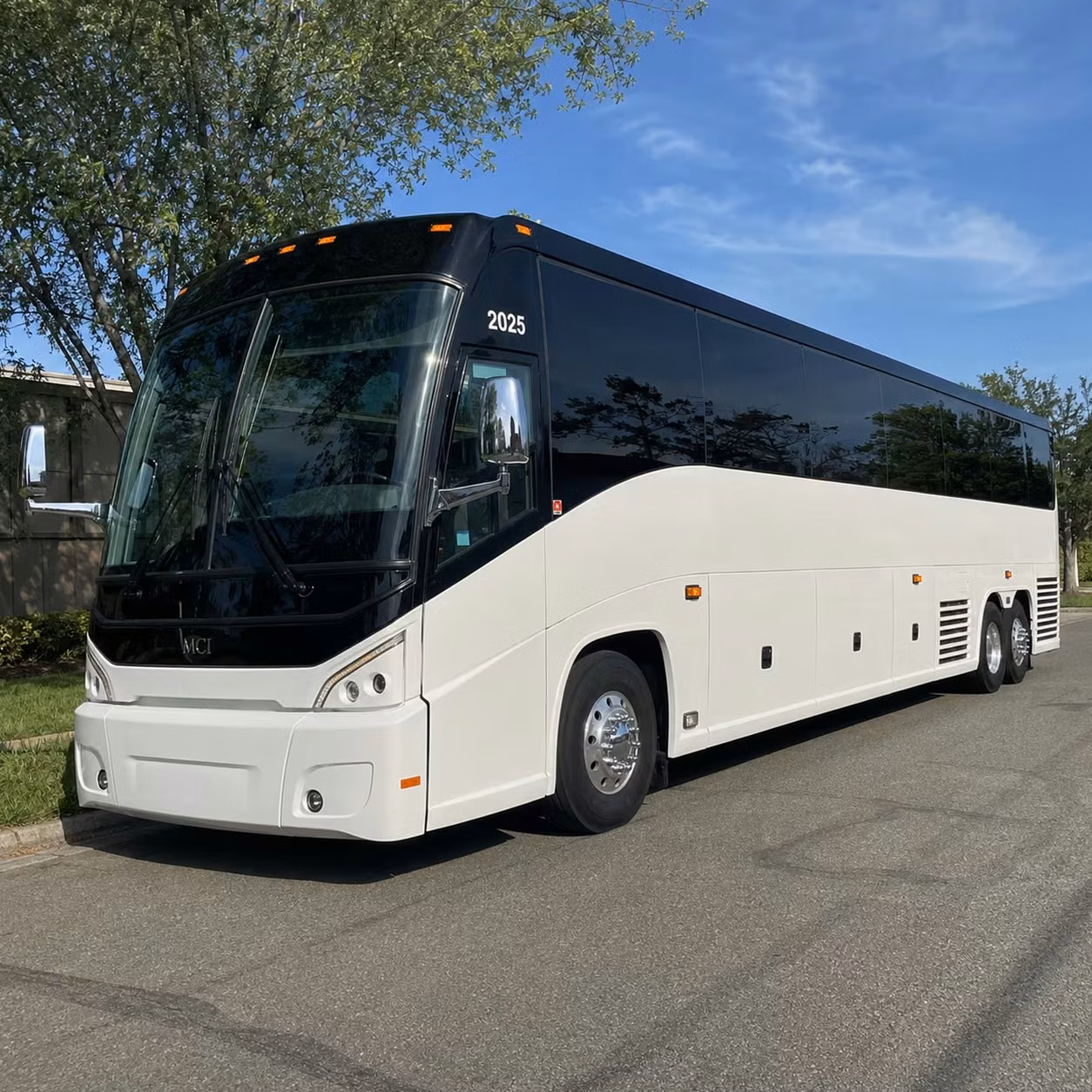 rather than coordinating carpools book a dedicated military ceremony and event bus in palm bay