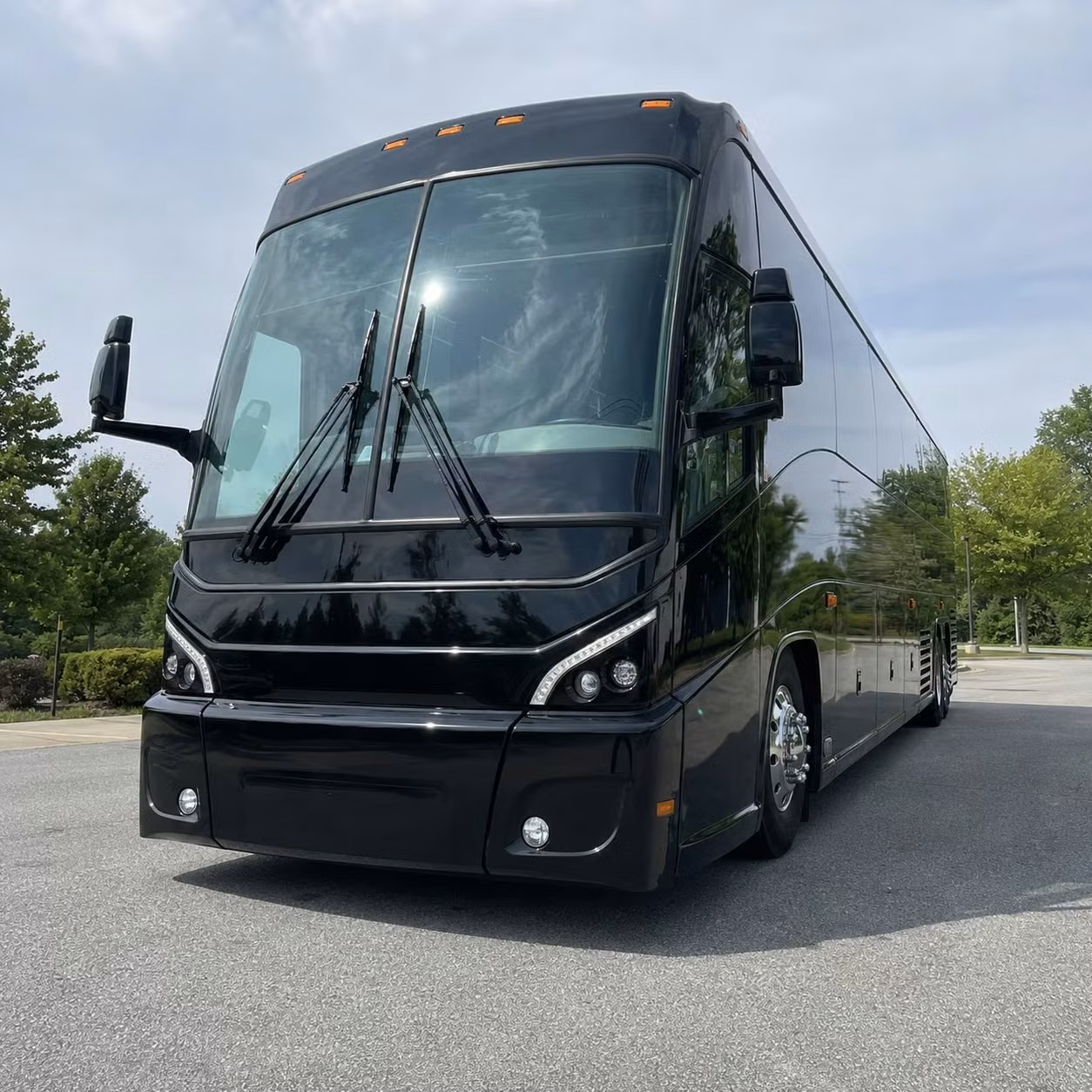 shuttle your palm bay workforce between job sites and corporate campuses